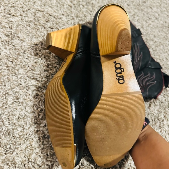 Vintage Dingo Cowgirl Boots - Picture 3 of 7